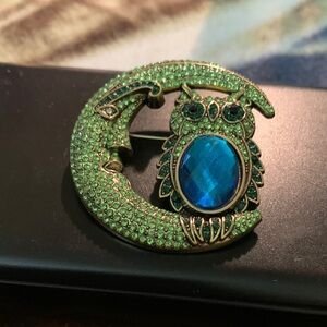 Harvest Moon Green & Blue Owl Rhinestone Brooch